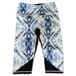 Blue white black VSX workout Capri size Large moderate compression mid rise